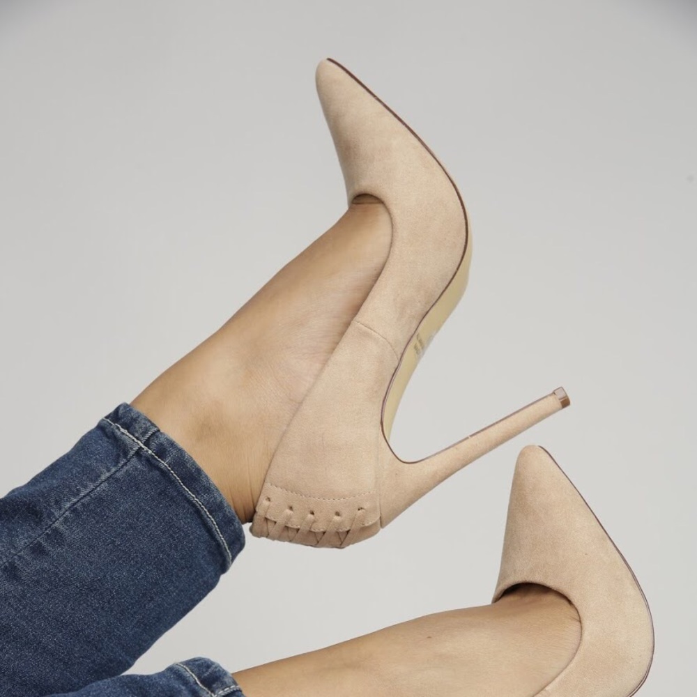 Camel pointed toe heels